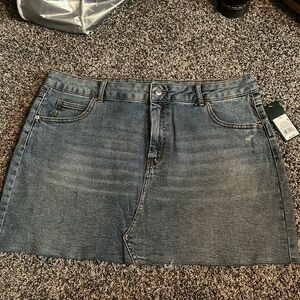 WILD FABLE JEAN SKIRT